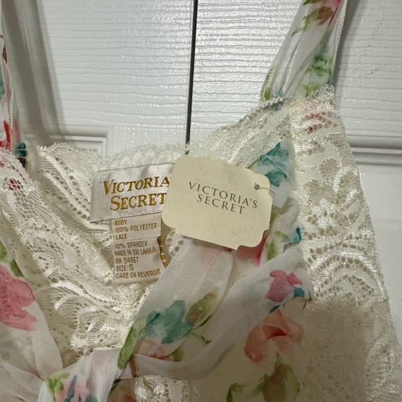 Victoria’s Secret gold label white floral babydoll sleepwear lace NWT - Picture 5 of 6